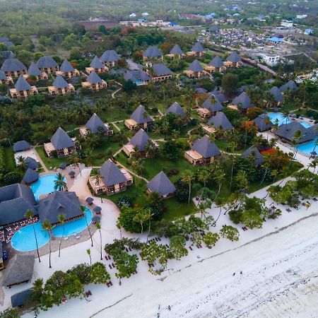 Neptune Pwani Beach Resort & Spa - All Inclusive Kiwengwa  Esterno foto