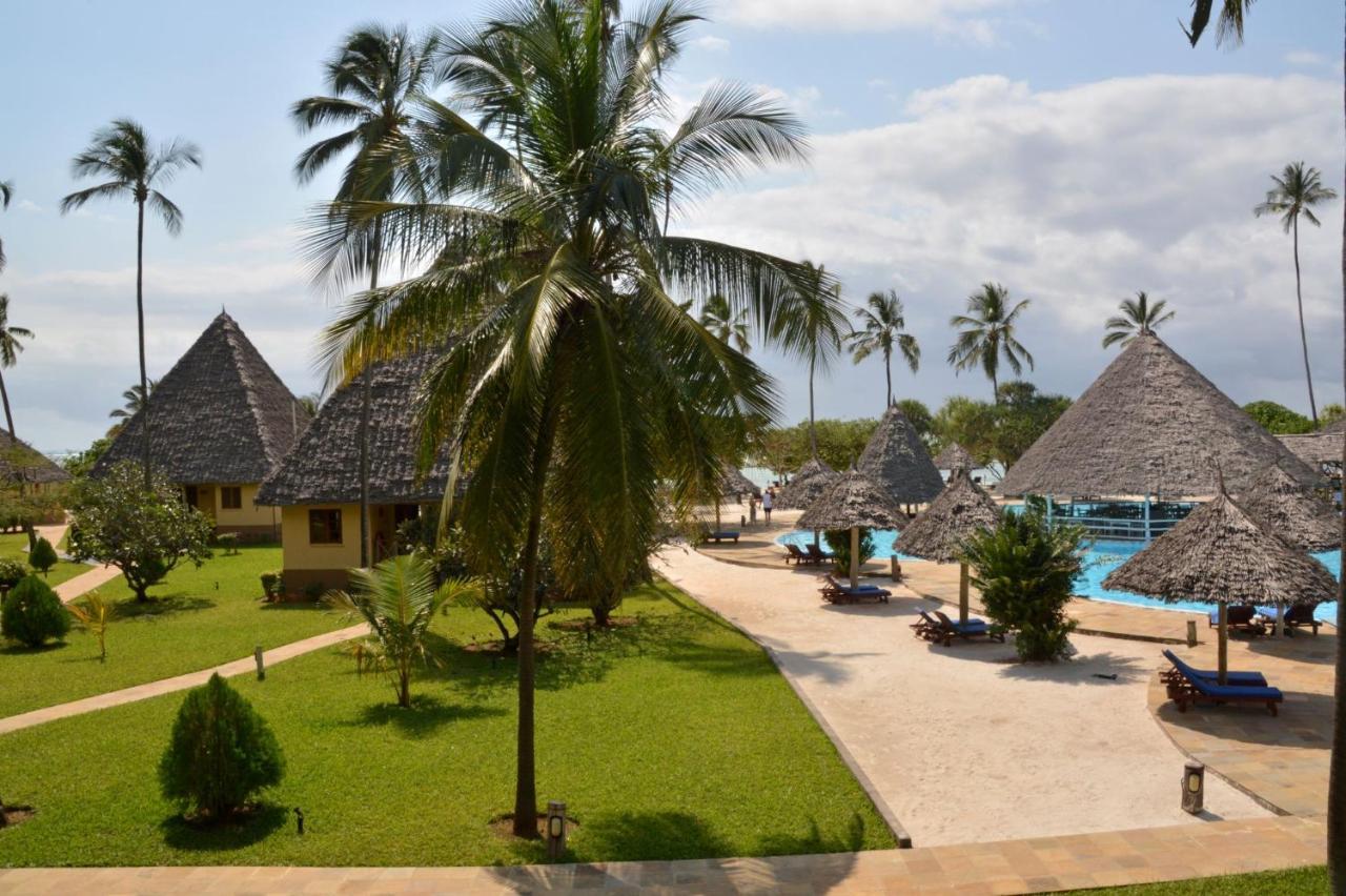 Neptune Pwani Beach Resort & Spa - All Inclusive Kiwengwa  Esterno foto