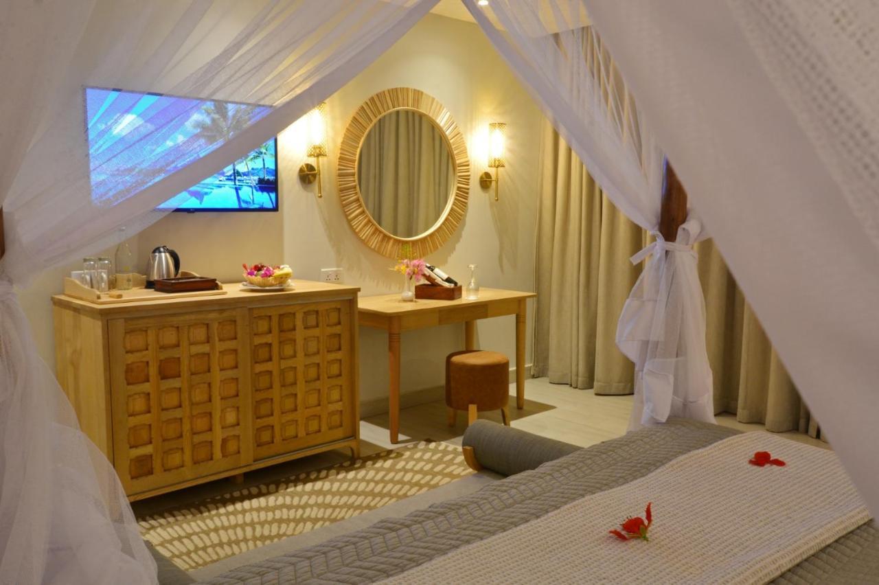 Neptune Pwani Beach Resort & Spa - All Inclusive Kiwengwa  Esterno foto