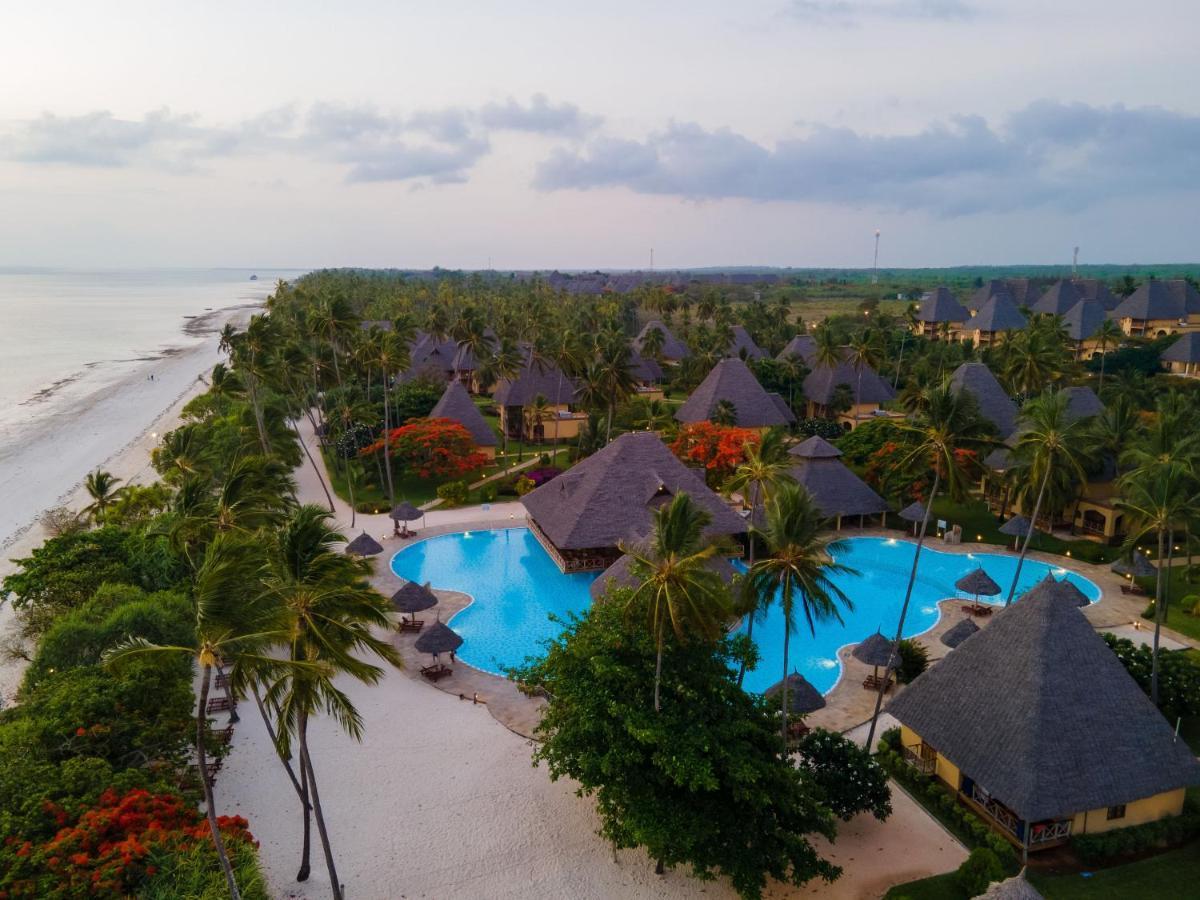 Neptune Pwani Beach Resort & Spa - All Inclusive Kiwengwa  Esterno foto