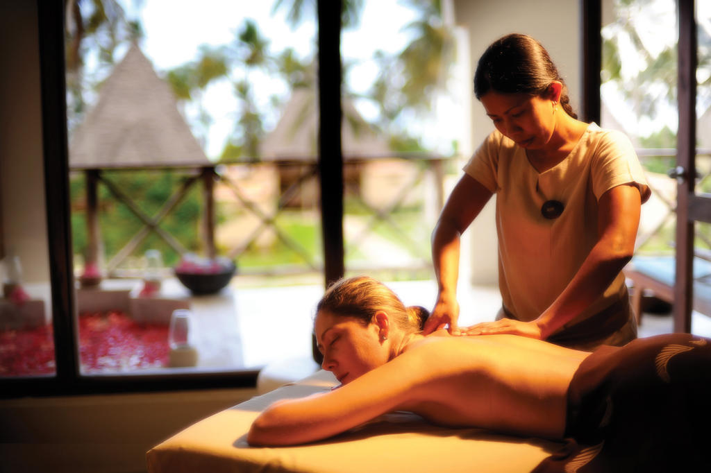 Neptune Pwani Beach Resort & Spa - All Inclusive Kiwengwa  Esterno foto