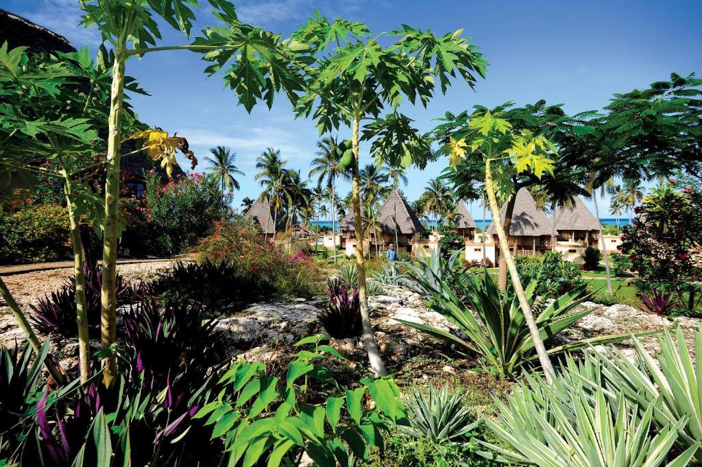 Neptune Pwani Beach Resort & Spa - All Inclusive Kiwengwa  Esterno foto