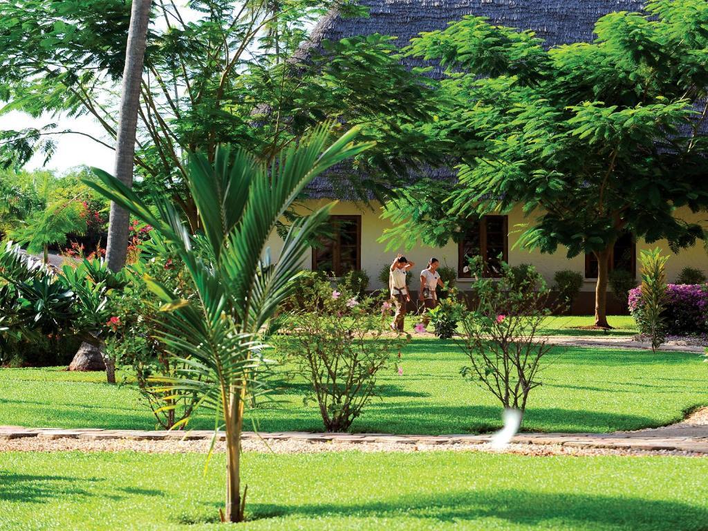 Neptune Pwani Beach Resort & Spa - All Inclusive Kiwengwa  Esterno foto