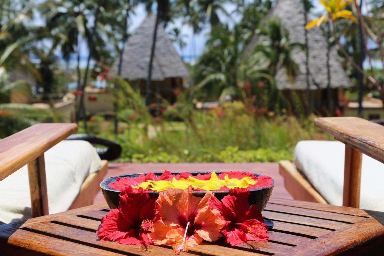 Neptune Pwani Beach Resort & Spa - All Inclusive Kiwengwa  Esterno foto