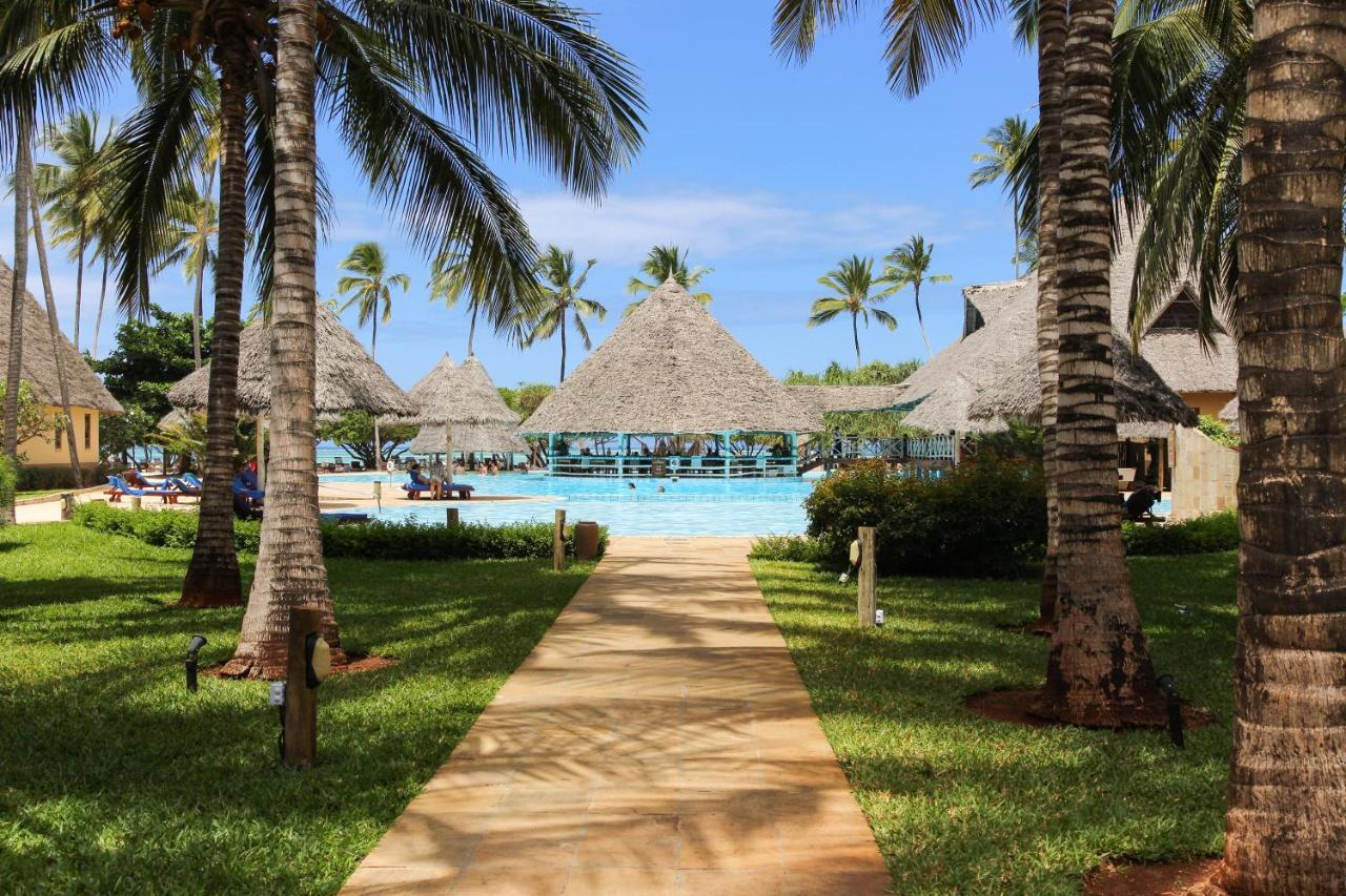 Neptune Pwani Beach Resort & Spa - All Inclusive Kiwengwa  Esterno foto